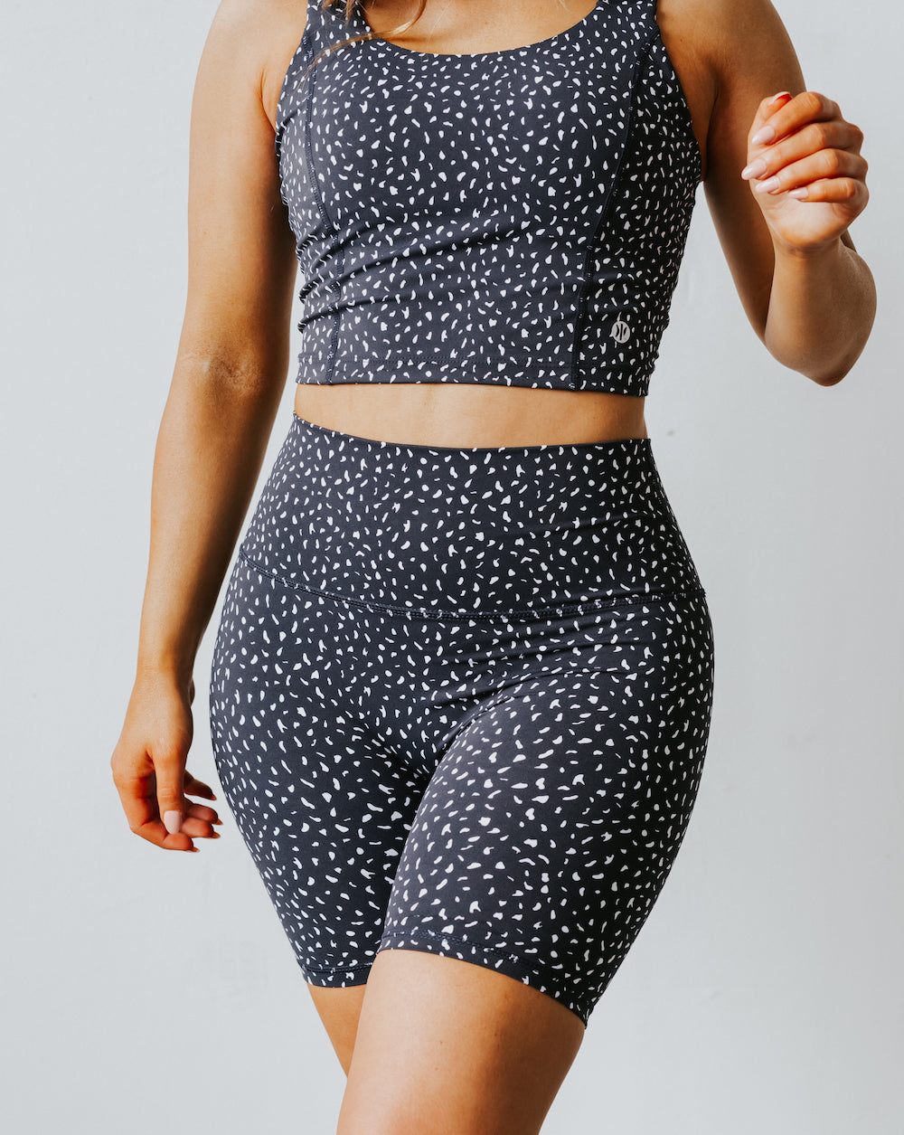 Astoria LUXE IGNITE Short - Black Speckle