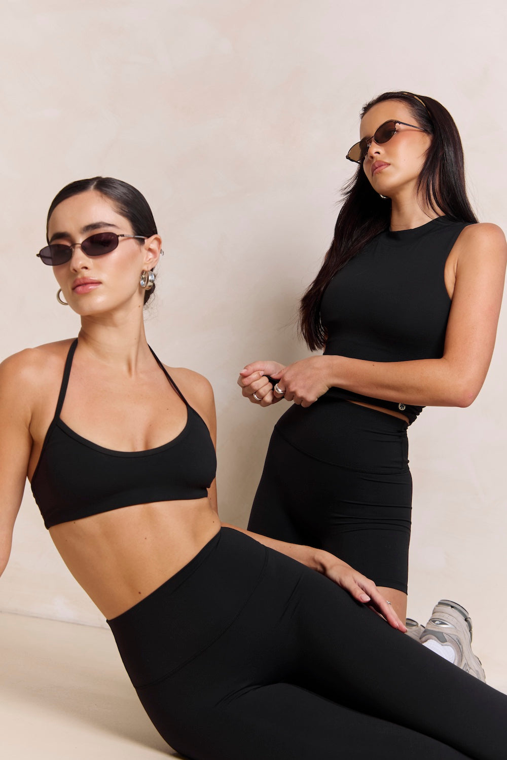 Astoria Airvíve Mockneck Tank - Black