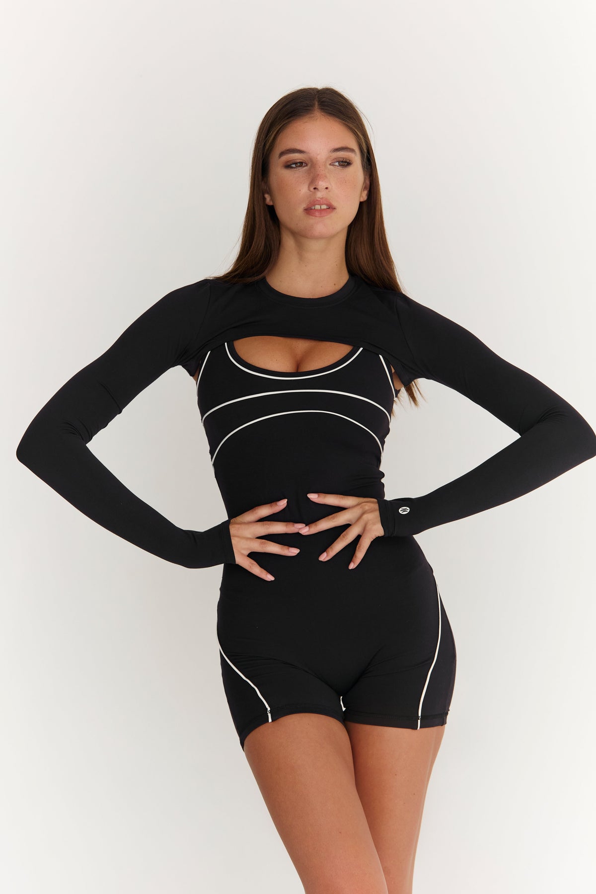 Astoria Airvíve Short Onesie - Black/Cream