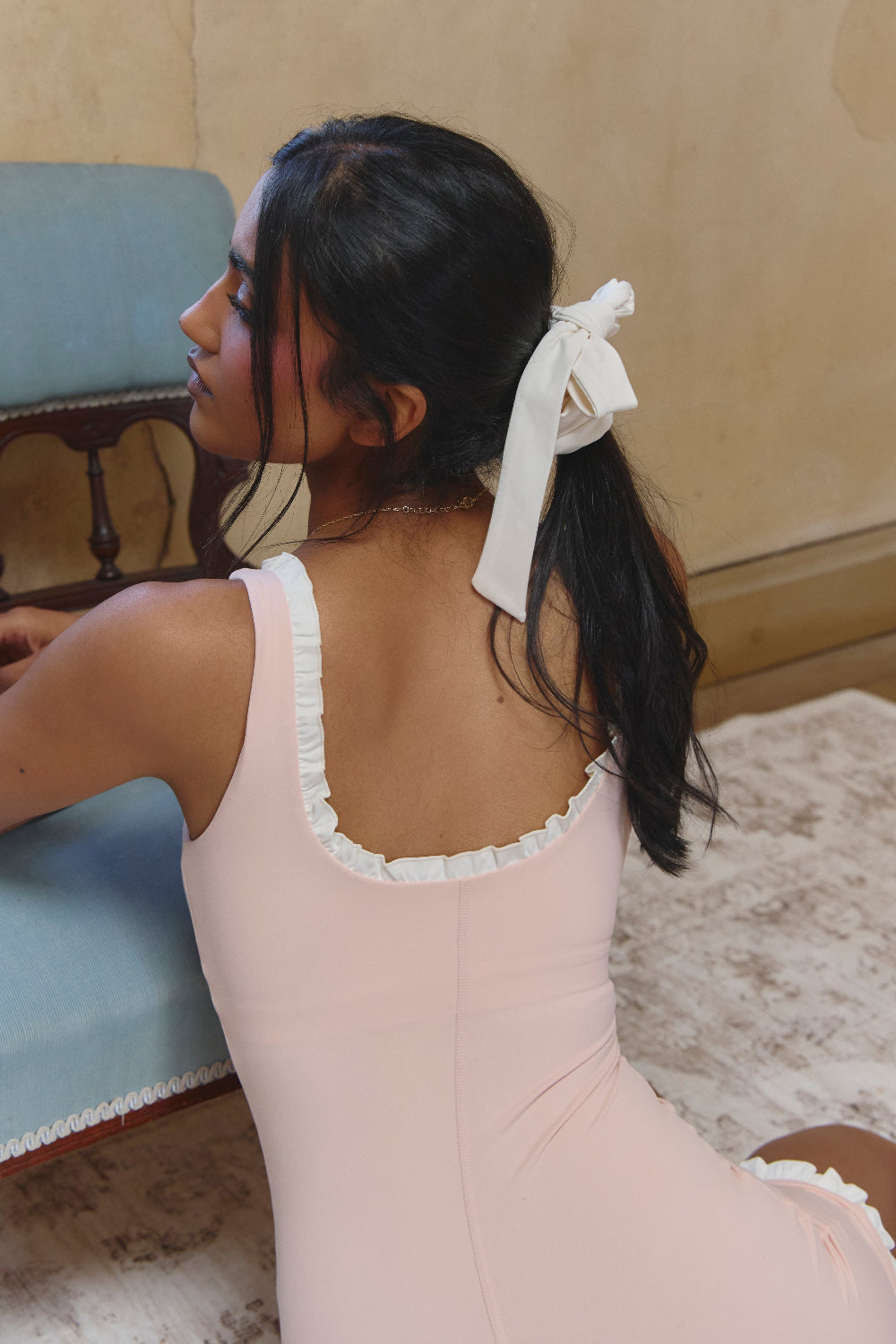 Astoria Airvíve Bow Scrunchie - Crème